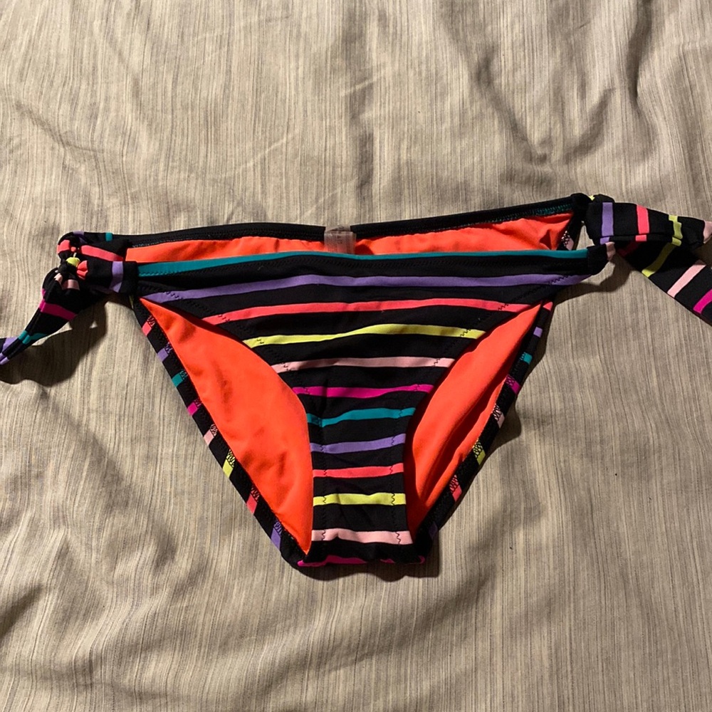 Bikini bottoms